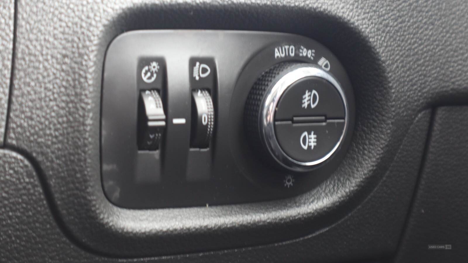Dec 2020 Vauxhall Astra 1.5 Turbo D SRi Nav 5dr