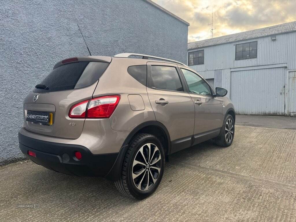 2012 Nissan Qashqai 1.5 dCi n-tec+ SUV 5dr Diesel Manual 2WD Euro 5 (110 ps)