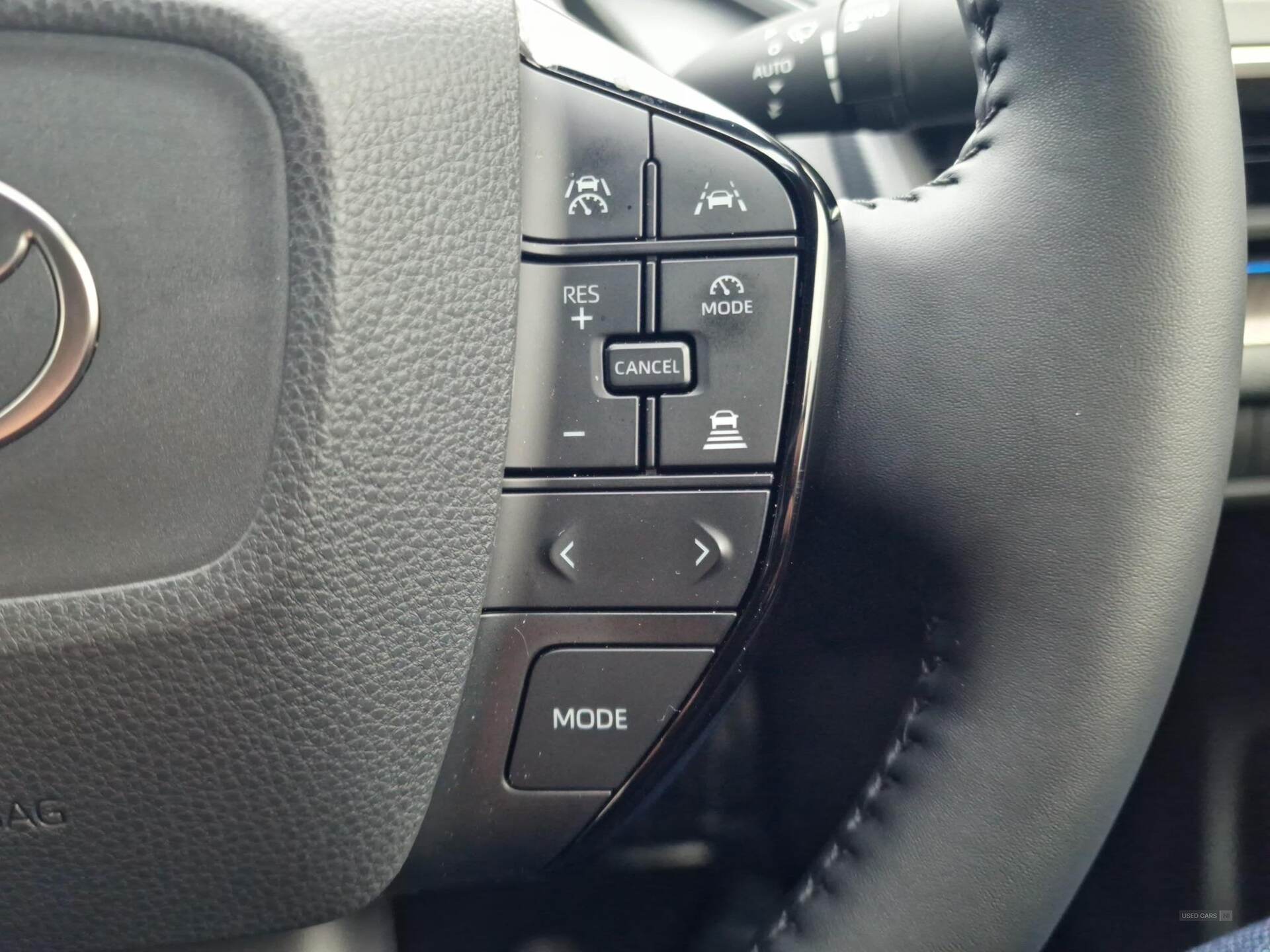 Jan 2025 Toyota Prius 2.0 PHEV Design 5dr CVT