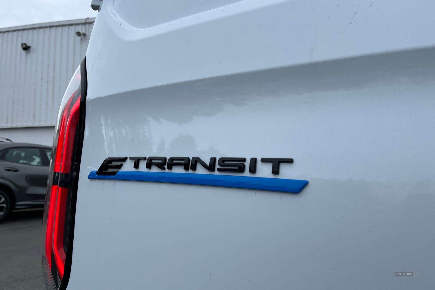 Dec 2024 Ford Transit Custom 100kW 65kWh H1 Van Limited Auto