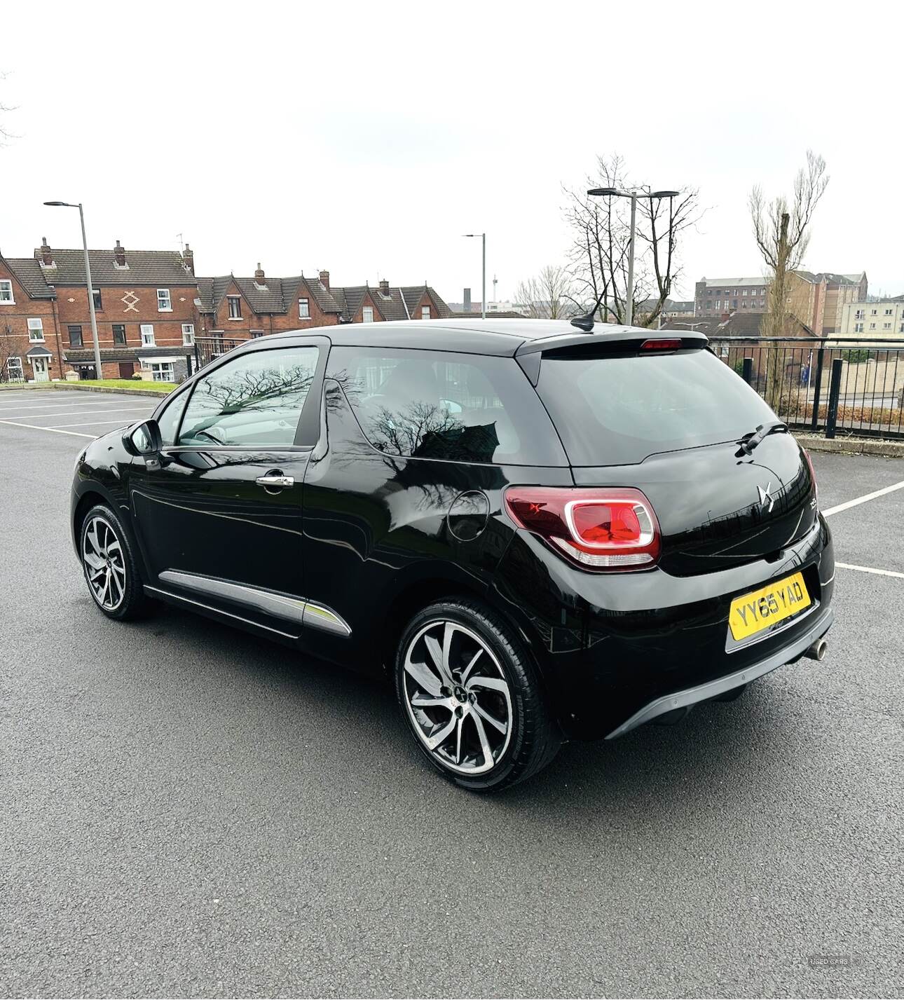 Nov 2015 DS 3 1.6 BlueHDi DStyle Nav 3dr