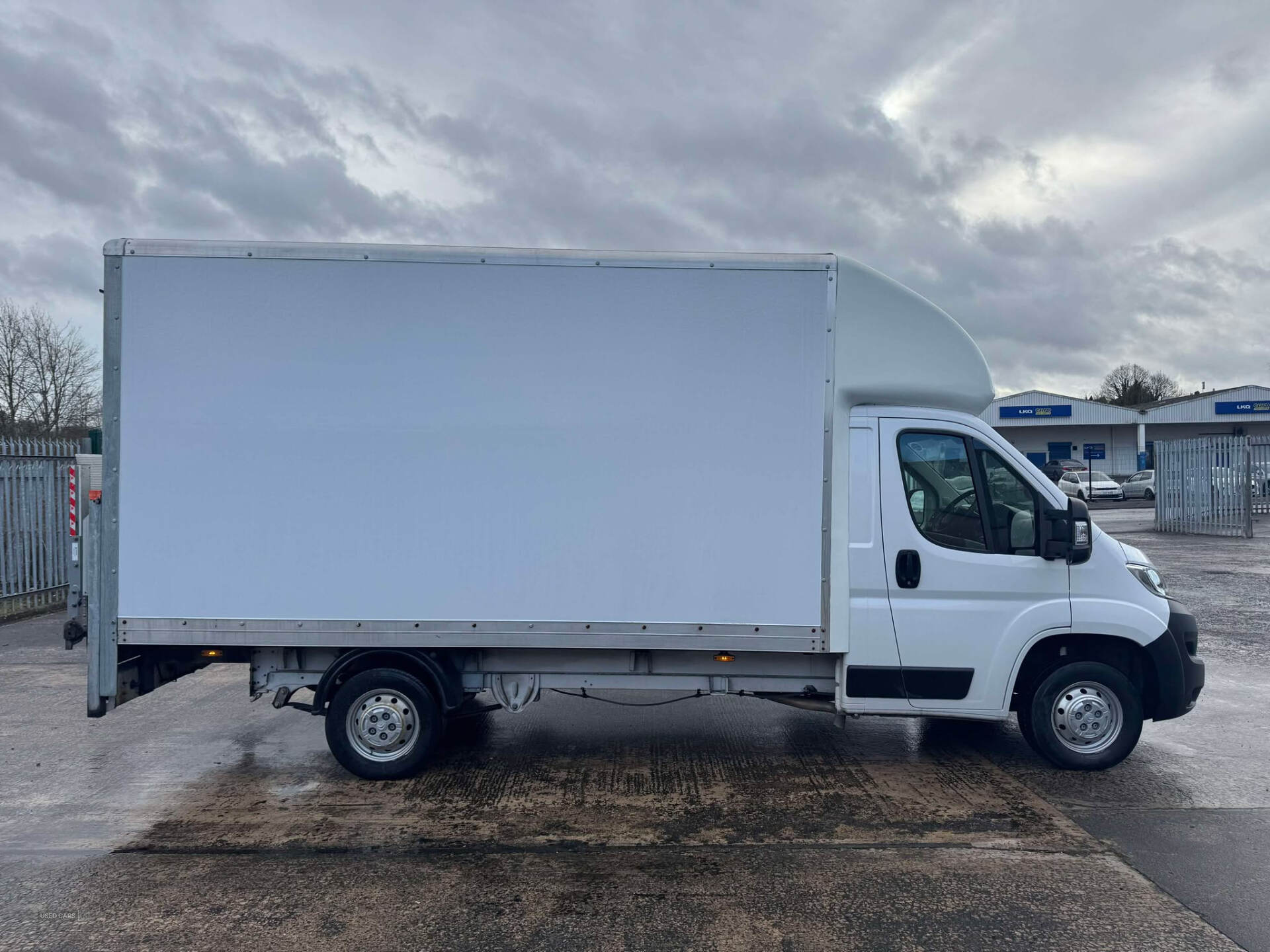 Sep 2021 Citroen Relay 2.2 BlueHDi Chassis Cab 140ps X