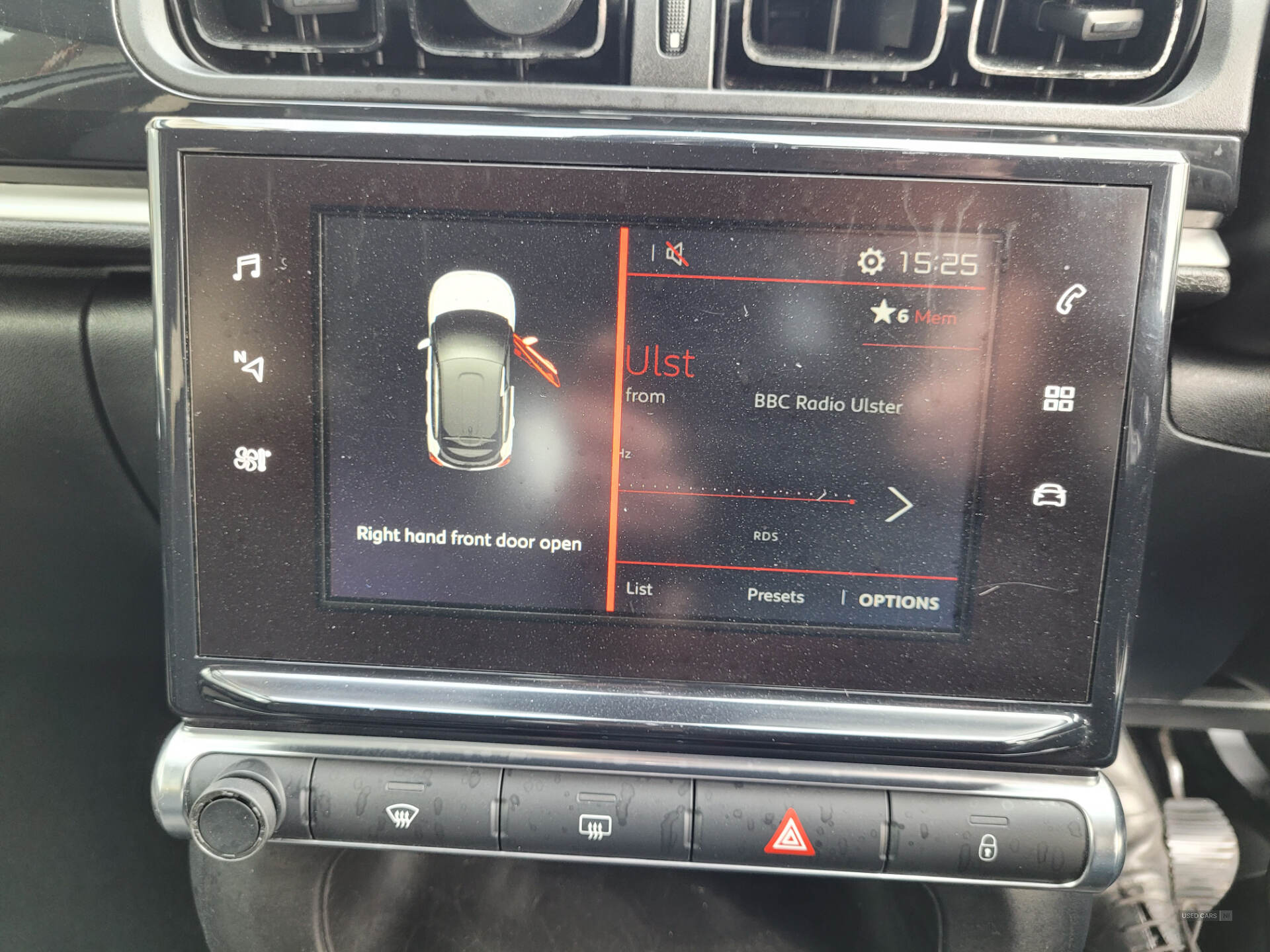Jun 2017 Citroen C3 1.2 PureTech 82 Flair 5dr