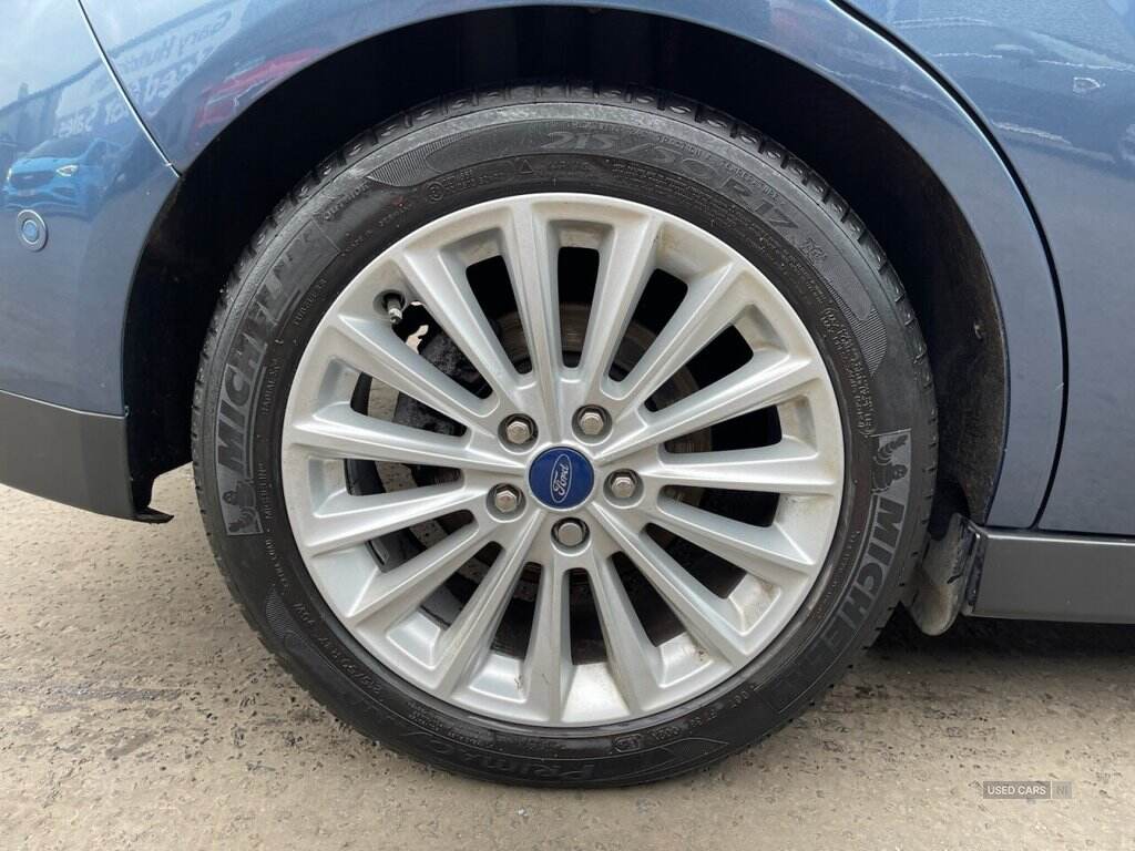 Apr 2019 Ford C-max 1.0 EcoBoost 125 Titanium 5dr