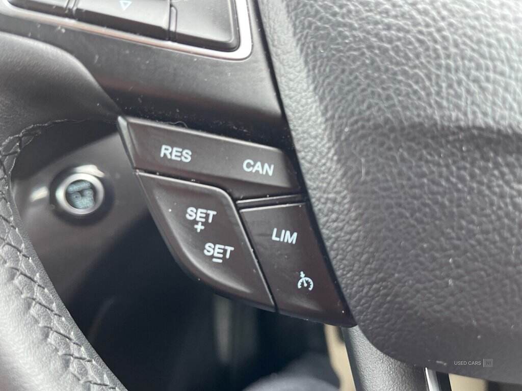 Apr 2019 Ford C-max 1.0 EcoBoost 125 Titanium 5dr
