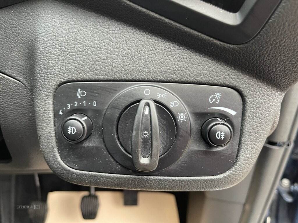 Apr 2019 Ford C-max 1.0 EcoBoost 125 Titanium 5dr
