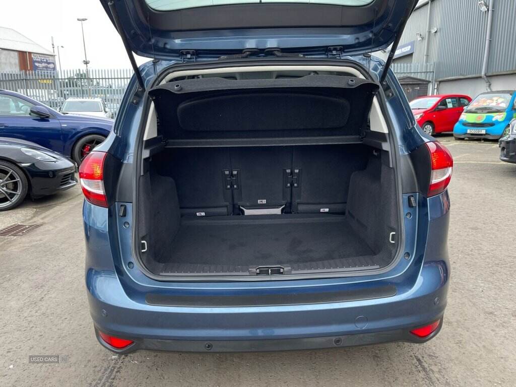 Apr 2019 Ford C-max 1.0 EcoBoost 125 Titanium 5dr