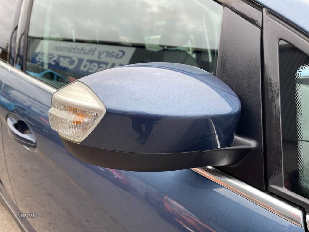 Apr 2019 Ford C-max 1.0 EcoBoost 125 Titanium 5dr