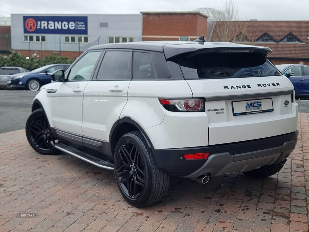 Oct 2014 Land Rover Range Rover Evoque 2.2 SD4 Pure 5dr Auto [9]