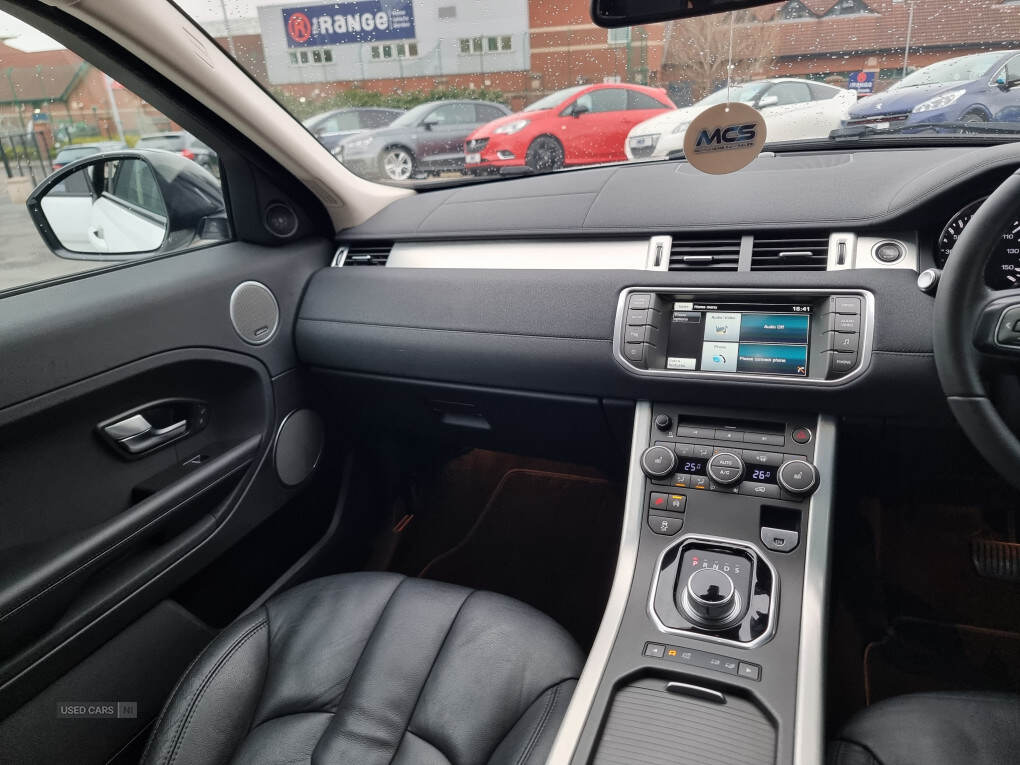 Oct 2014 Land Rover Range Rover Evoque 2.2 SD4 Pure 5dr Auto [9]