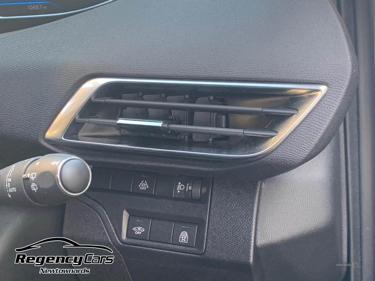 Nov 2021 Peugeot 3008 1.2 PureTech Allure Premium 5dr
