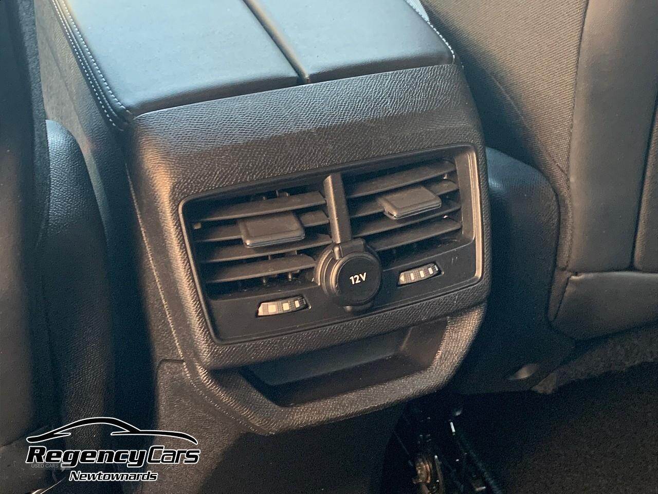Nov 2021 Peugeot 3008 1.2 PureTech Allure Premium 5dr