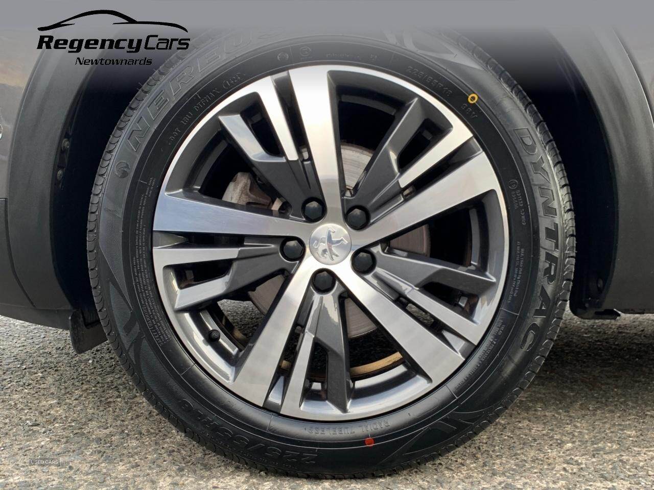 Nov 2021 Peugeot 3008 1.2 PureTech Allure Premium 5dr