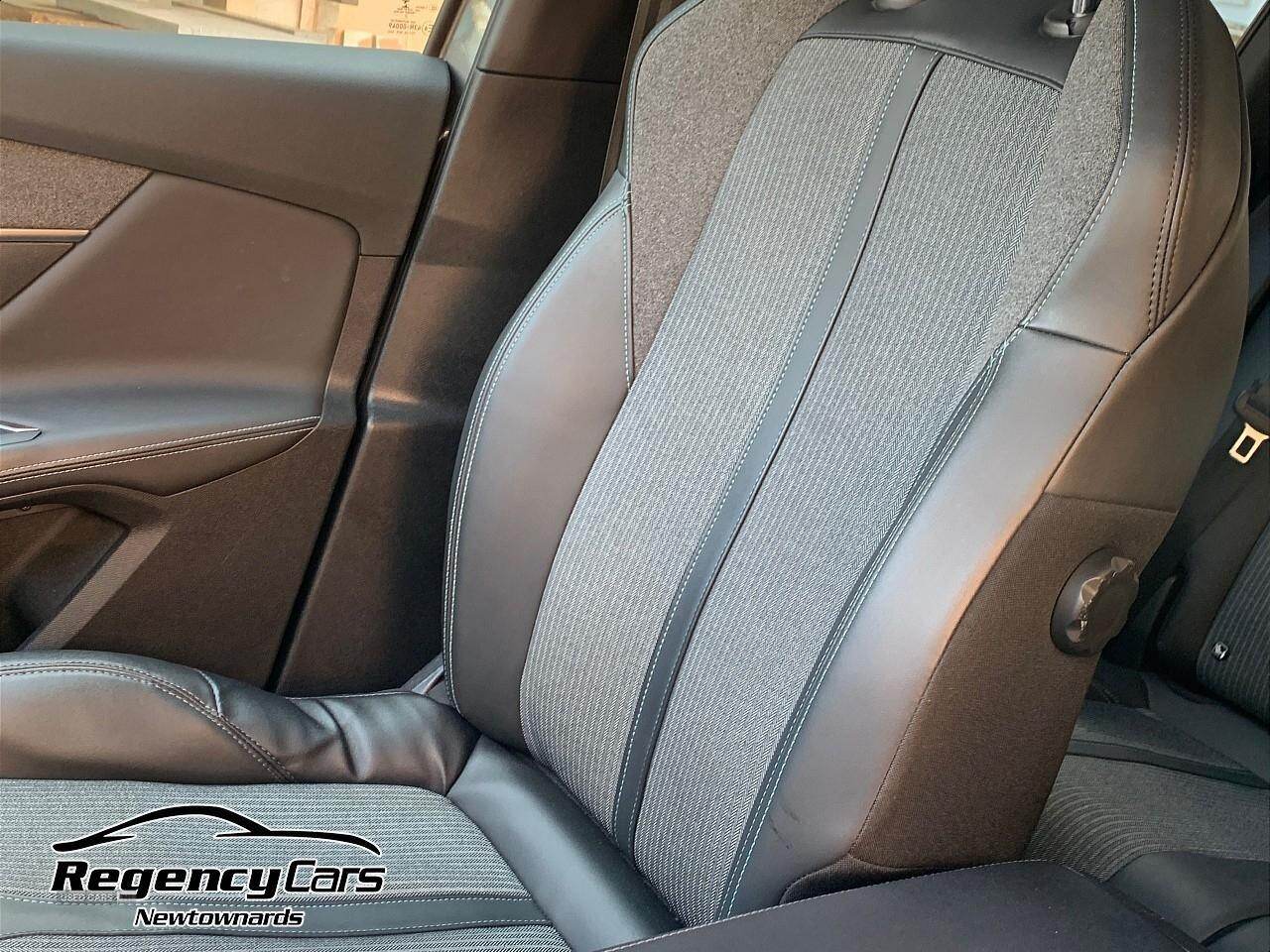 Nov 2021 Peugeot 3008 1.2 PureTech Allure Premium 5dr