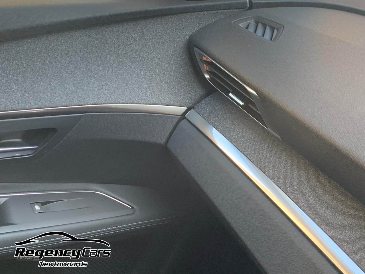 Nov 2021 Peugeot 3008 1.2 PureTech Allure Premium 5dr