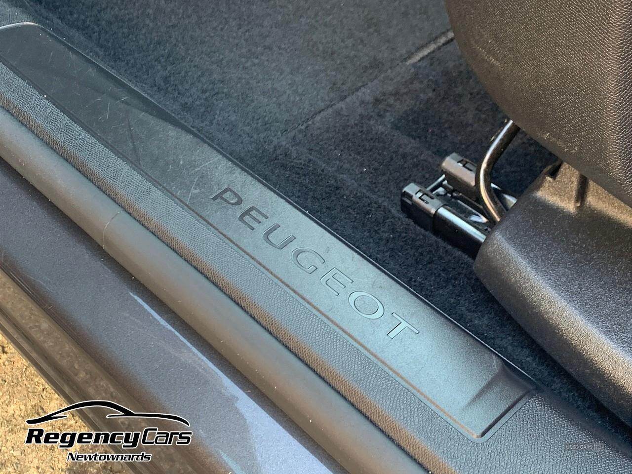 Nov 2021 Peugeot 3008 1.2 PureTech Allure Premium 5dr