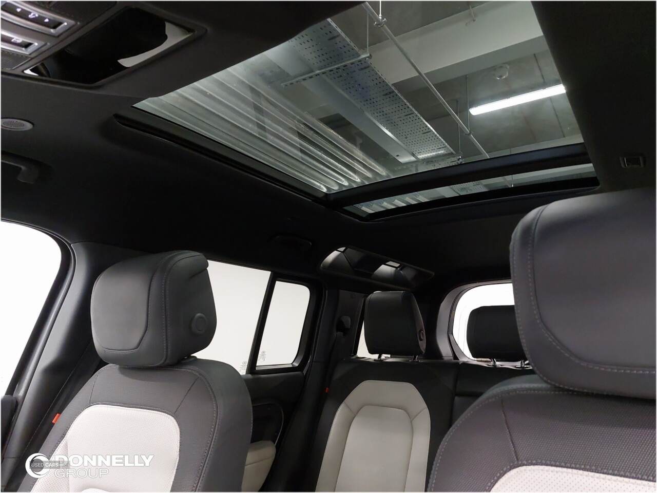 Mar 2023 Land Rover Defender 3.0 D300 X-Dynamic HSE 110 5dr Auto