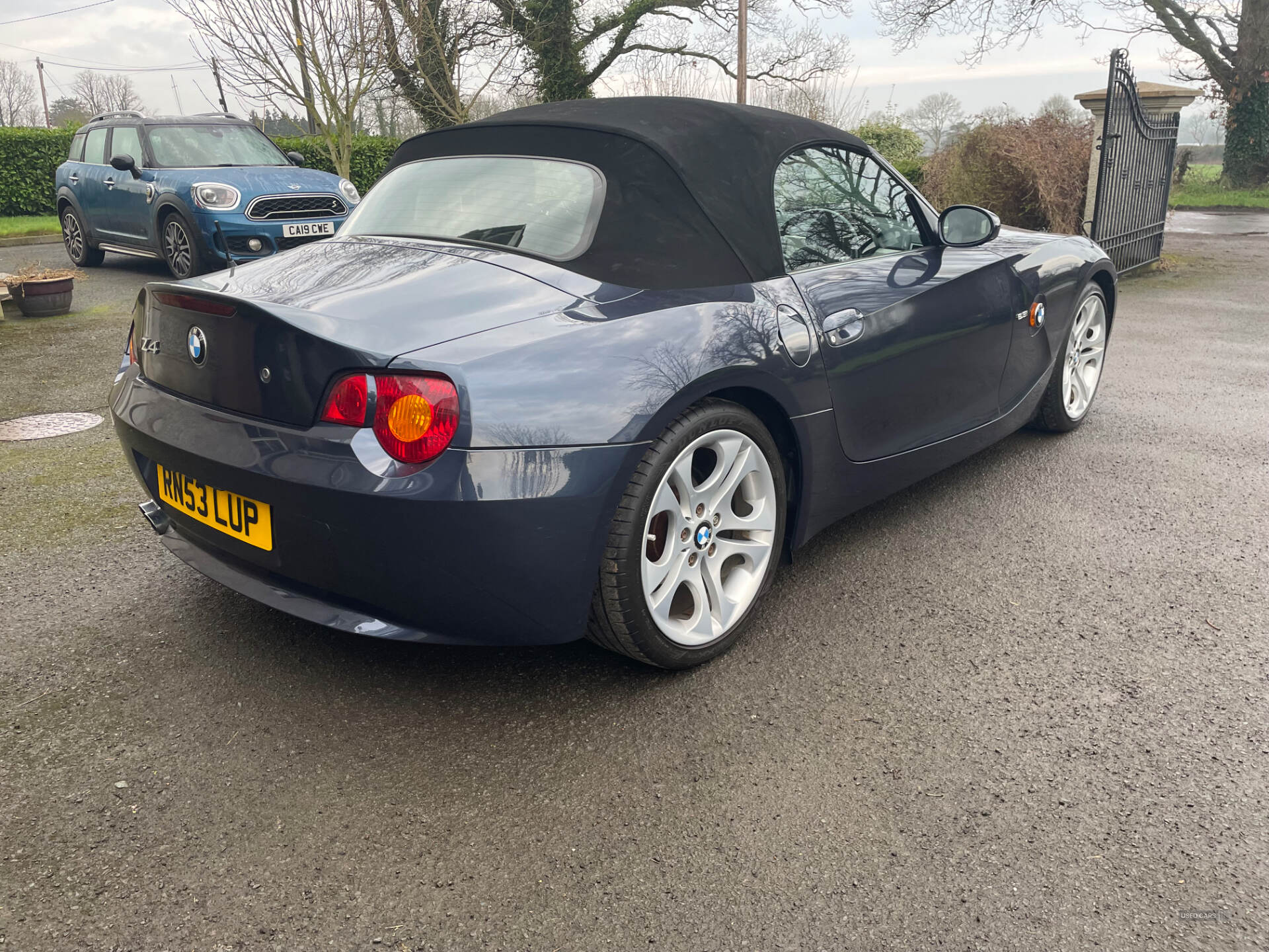 Dec 2003 BMW Z4 2.5i SE 2dr