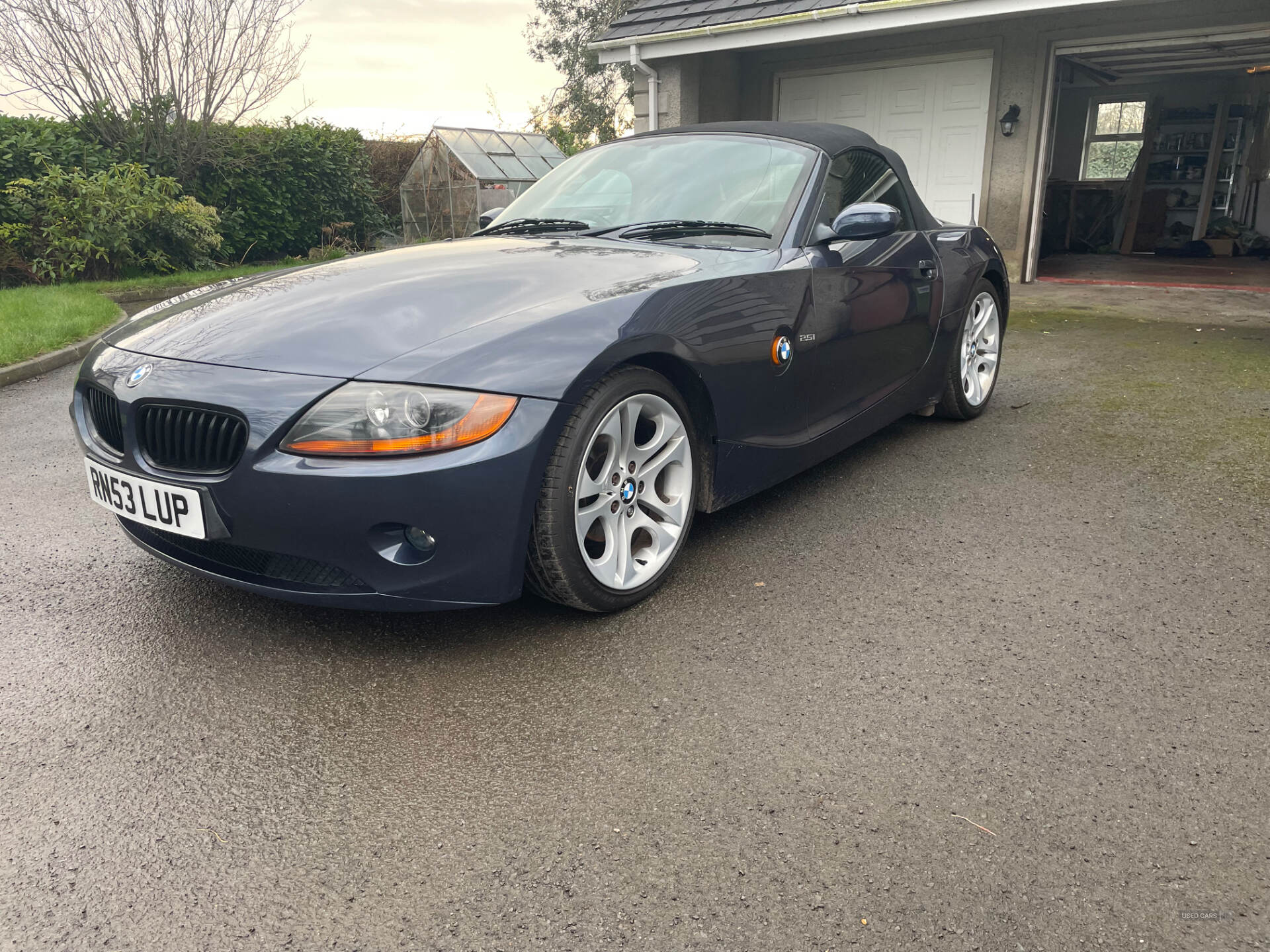 Dec 2003 BMW Z4 2.5i SE 2dr