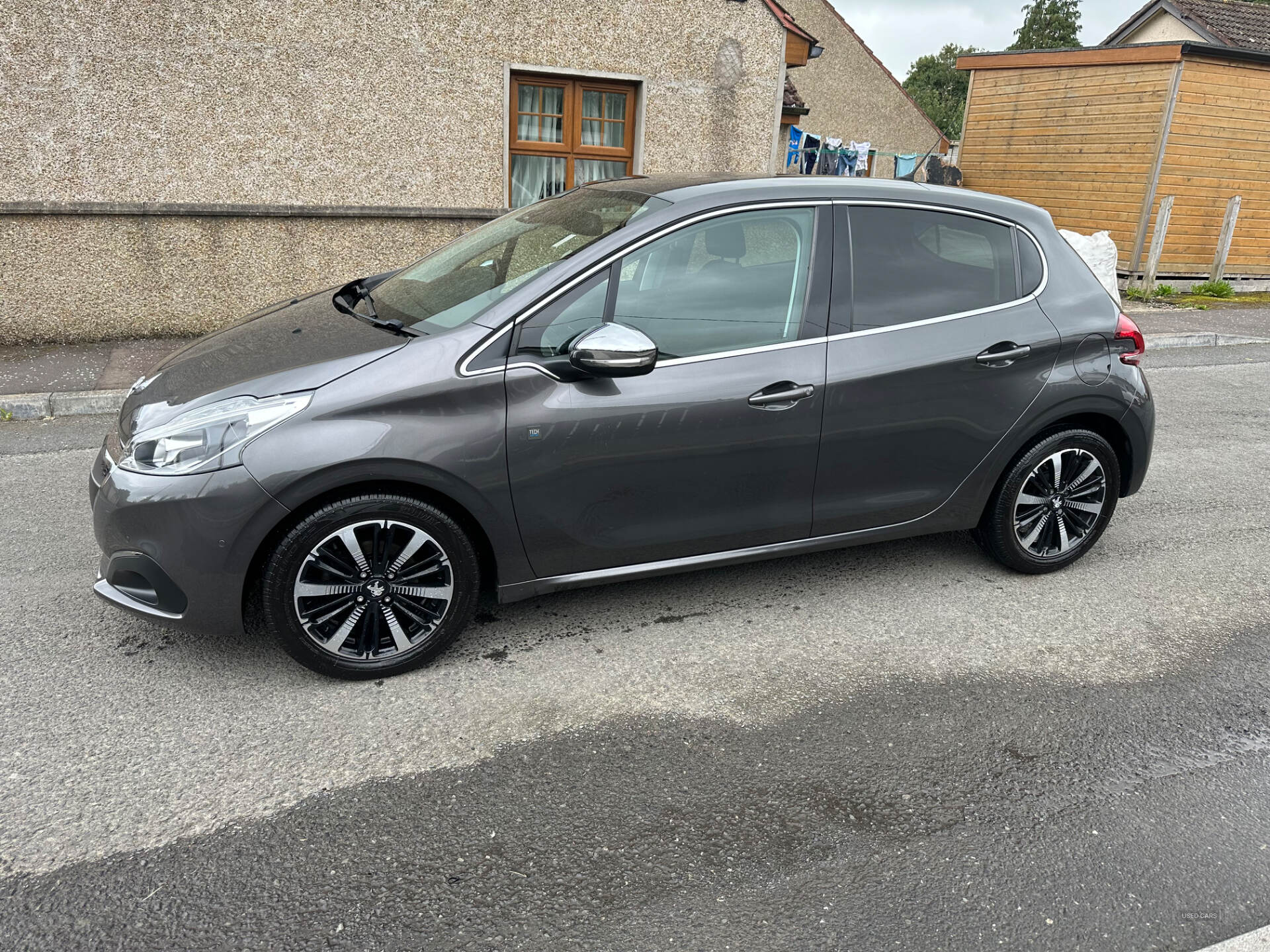 Dec 2018 Peugeot 208 1.2 PureTech 82 Tech Edition 5dr [Start Stop]