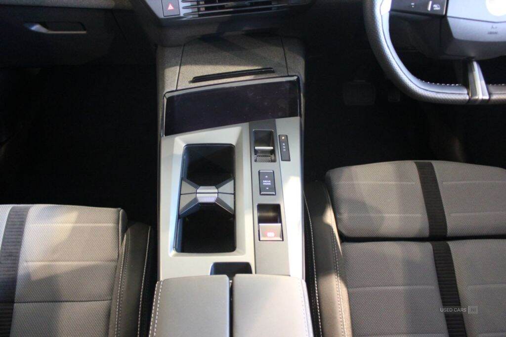  2025 Vauxhall Grandland Electric 157kW 73kWh GS Auto 5dr