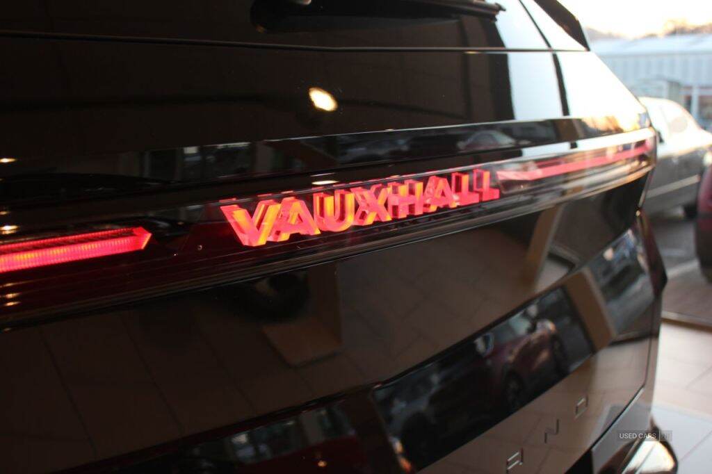  2025 Vauxhall Grandland Electric 157kW 73kWh GS Auto 5dr