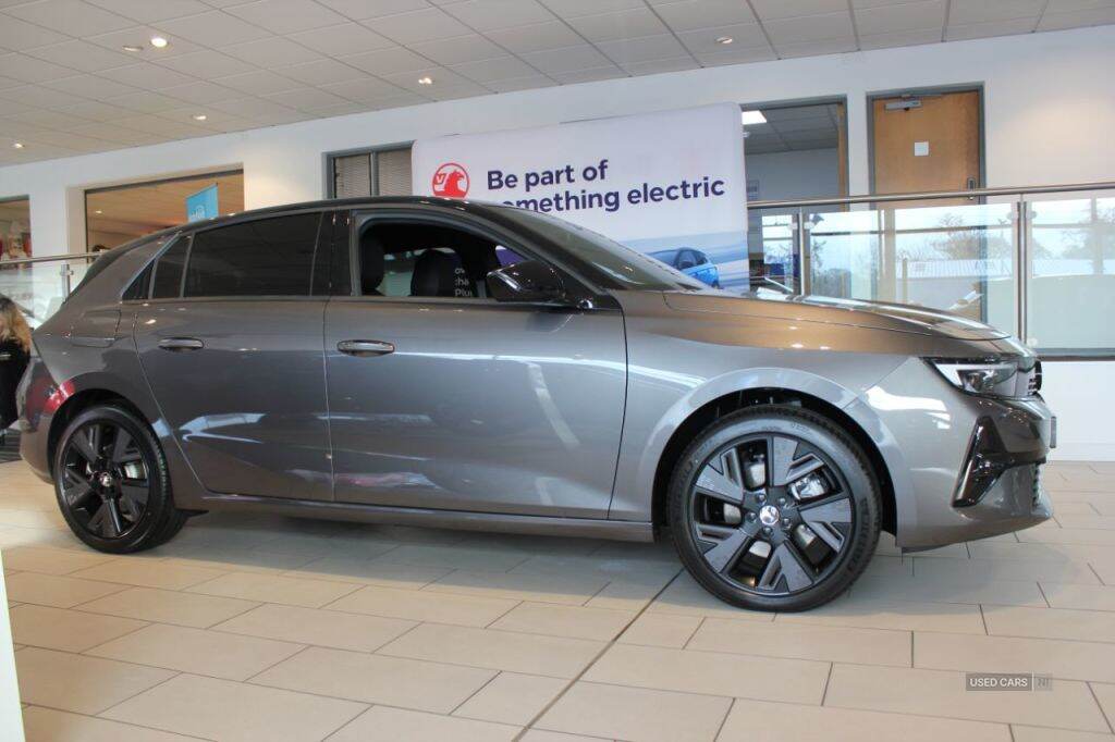  2025 Vauxhall Astra Electric 115kW GS 54kWh
