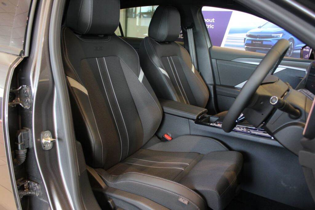  2025 Vauxhall Astra Electric 115kW GS 54kWh