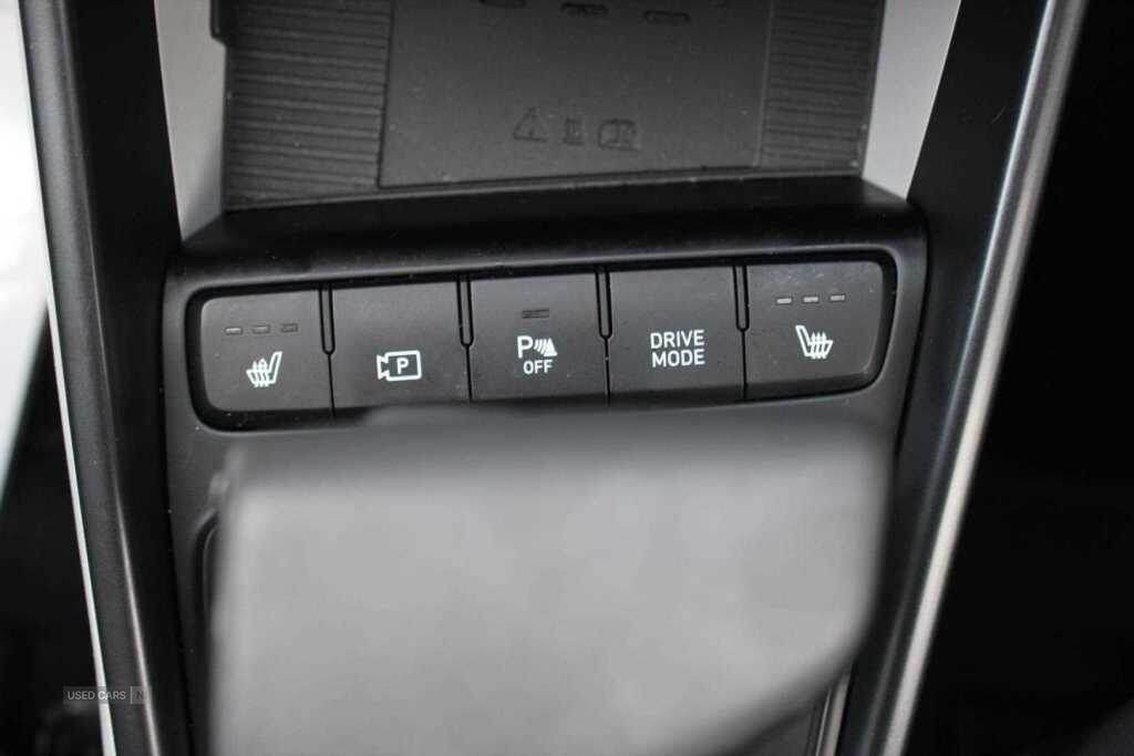 Jan 2023 Hyundai Bayon 1.0 TGDi 48V MHEV Ultimate 5dr DCT