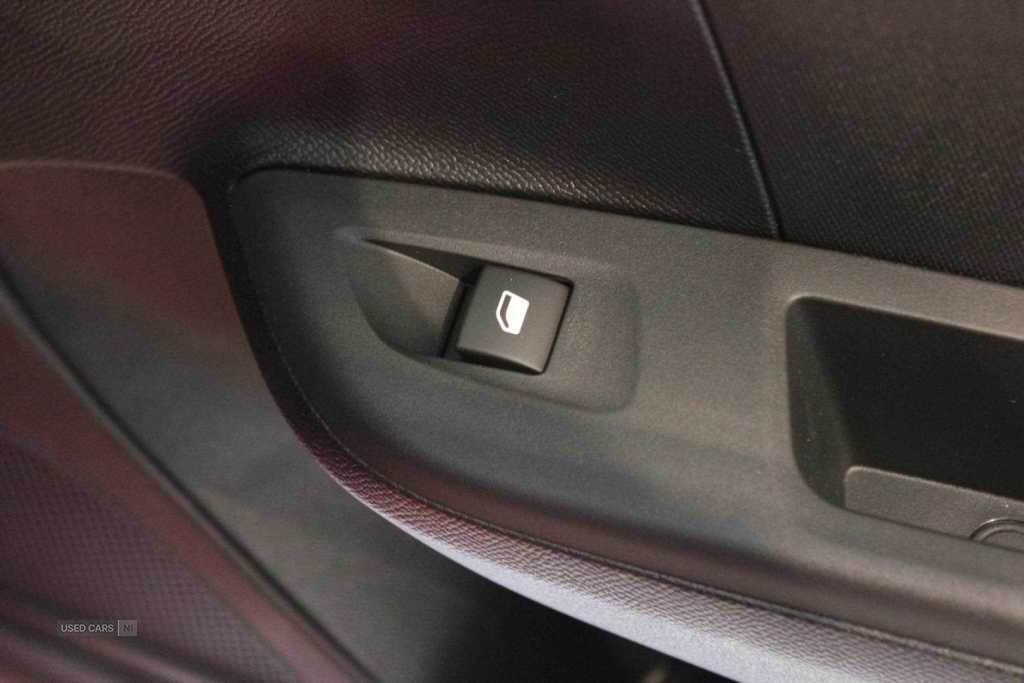 Jan 2025 Vauxhall Corsa 100kW Yes 50kWh 5dr Auto