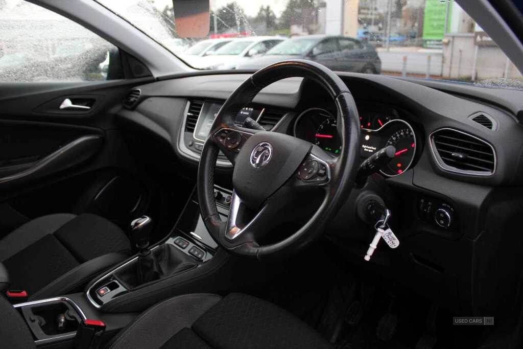 Sep 2019 Vauxhall Grandland X 1.5 Turbo D Sport Nav 5dr