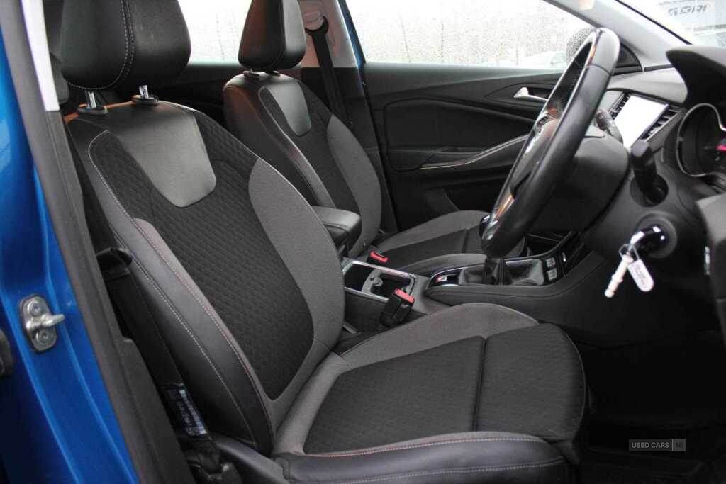 Sep 2019 Vauxhall Grandland X 1.5 Turbo D Sport Nav 5dr
