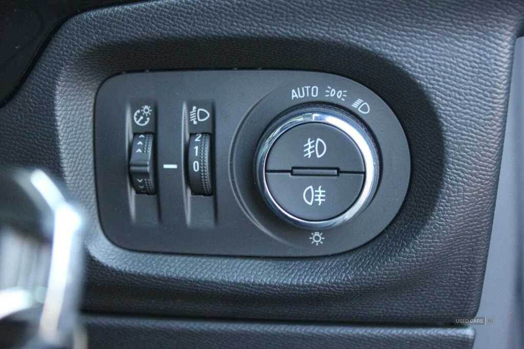 Jan 2020 Vauxhall Corsa 1.2 Turbo SRi Nav 5dr