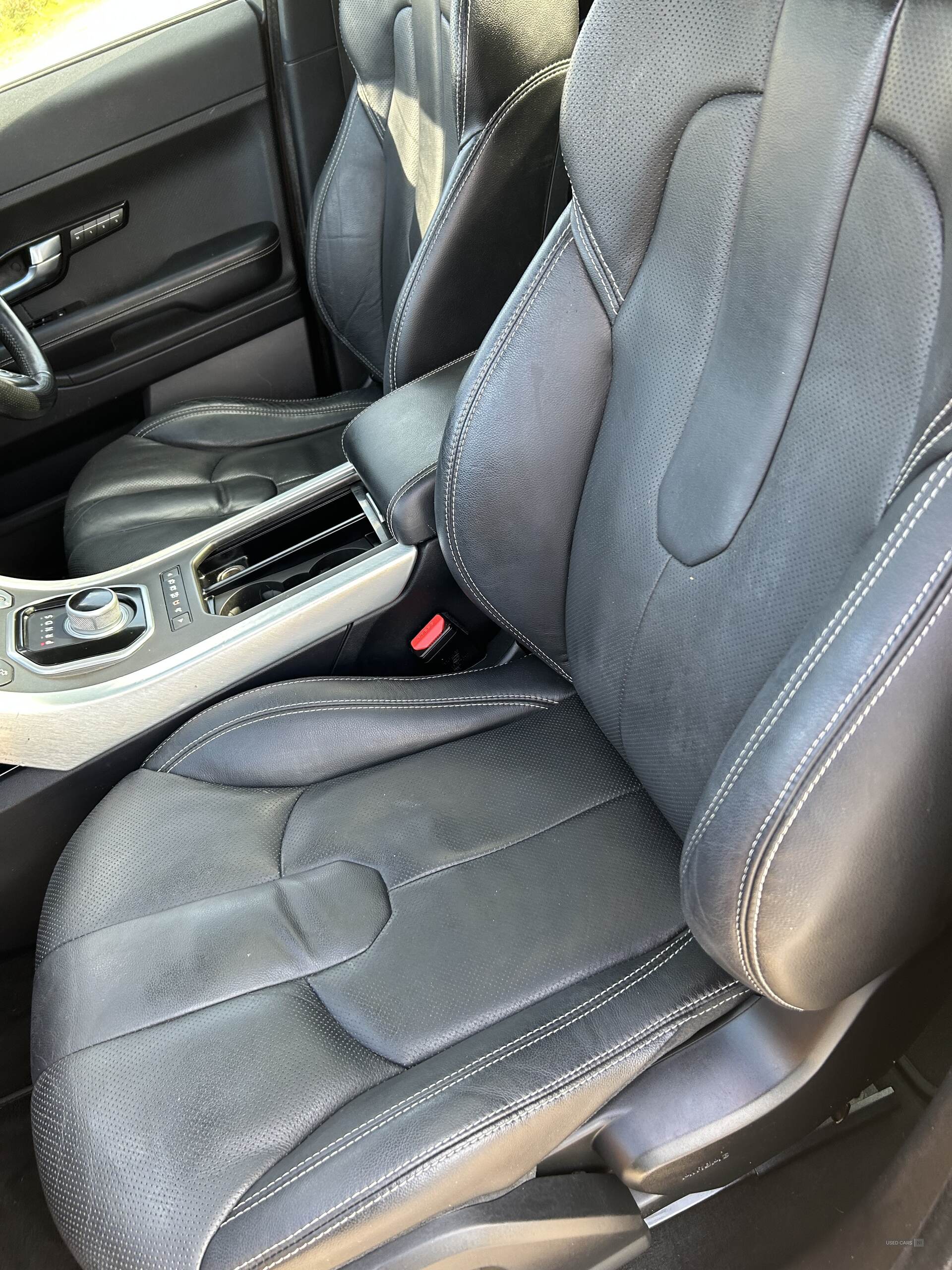 Apr 2014 Land Rover Range Rover Evoque 2.2 SD4 Dynamic 5dr Auto [9]
