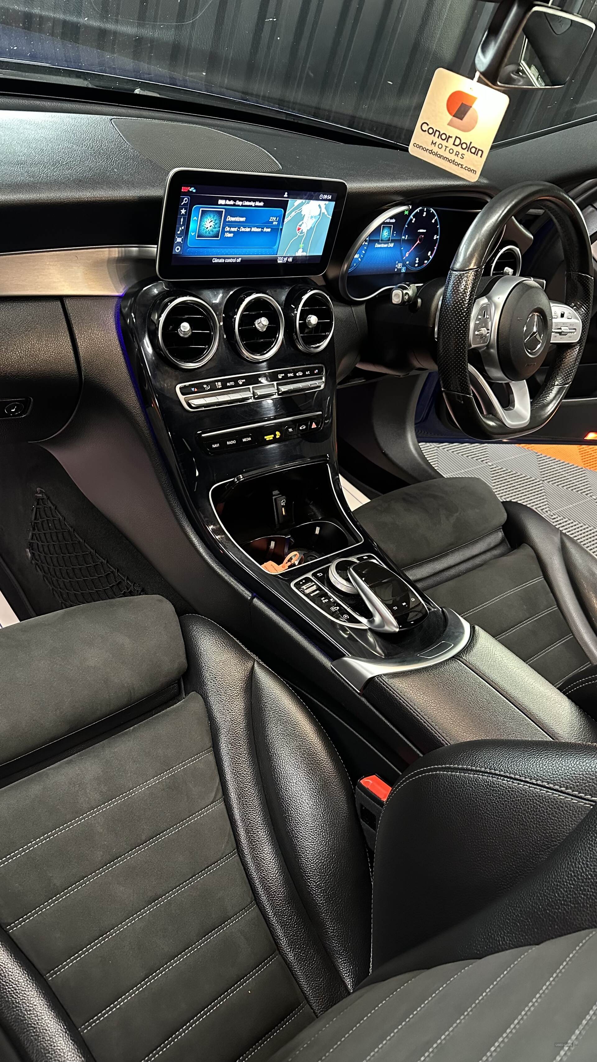 May 2019 Mercedes C-Class C300d AMG Line Premium Plus 4dr 9G-Tronic