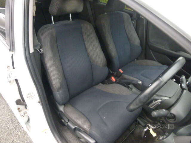 2014 Honda Jazz 1.4l VTEC ES Plus