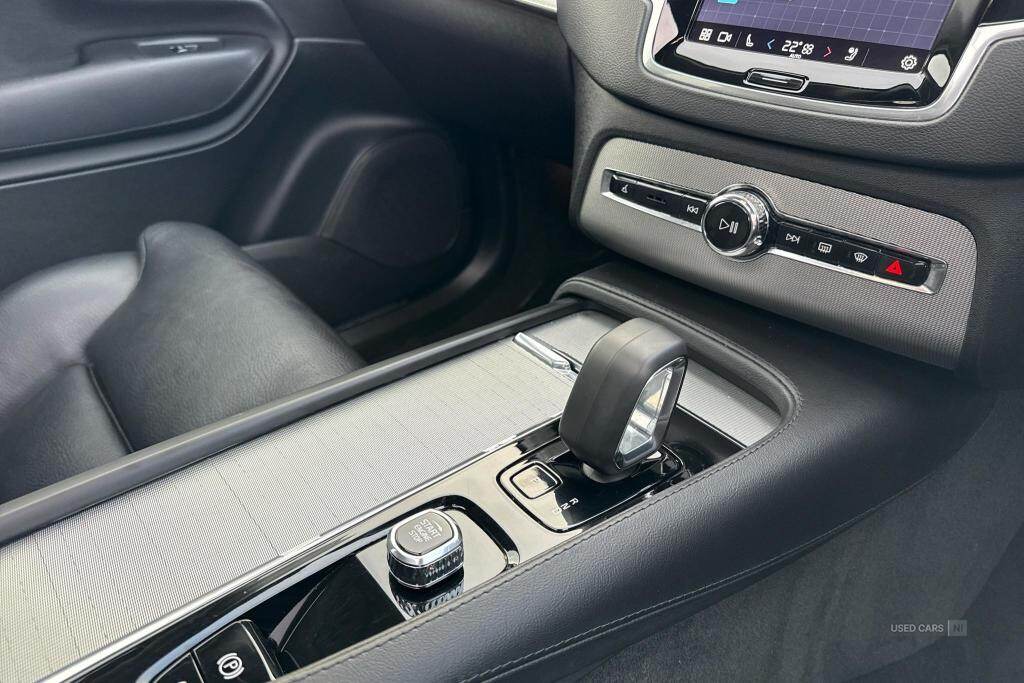Nov 2022 Volvo XC90 2.0 B5D [235] Plus Dark 5dr AWD Geartronic
