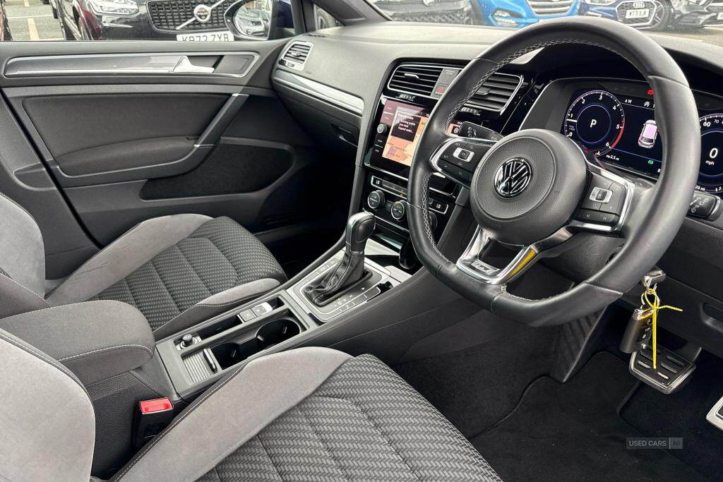 Aug 2018 Volkswagen Golf 2.0 TDI R-Line 5dr DSG