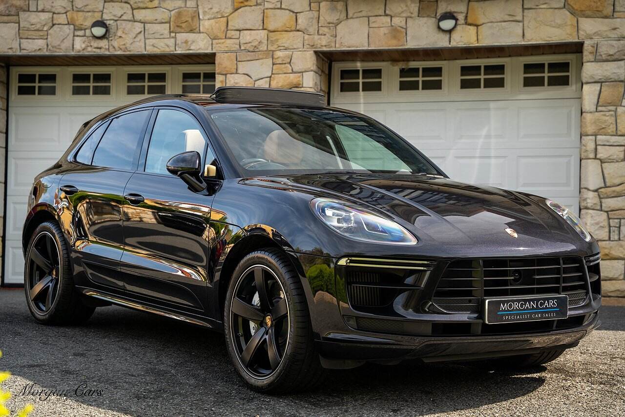 Oct 2019 Porsche Macan Turbo 5dr PDK