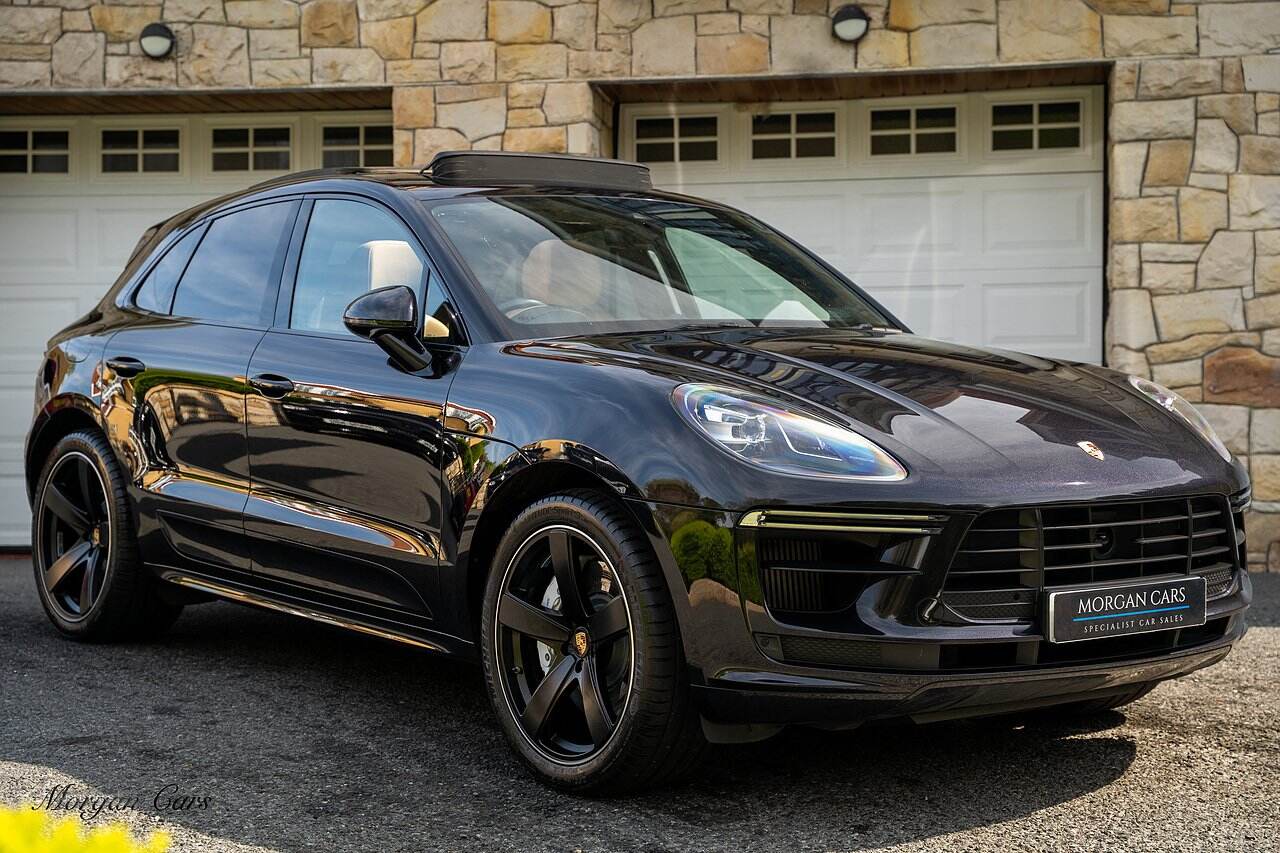 Oct 2019 Porsche Macan Turbo 5dr PDK