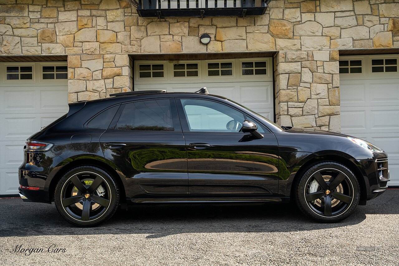 Oct 2019 Porsche Macan Turbo 5dr PDK