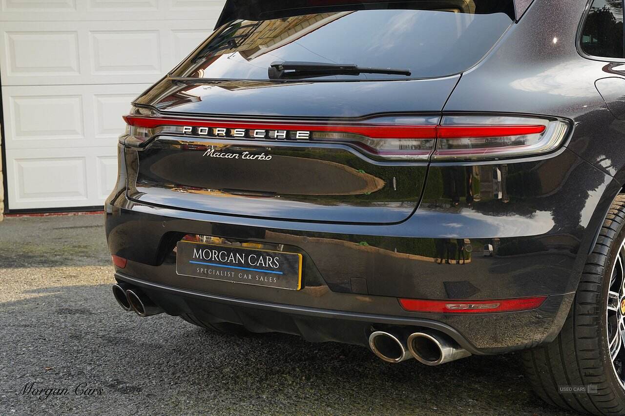 Oct 2019 Porsche Macan Turbo 5dr PDK