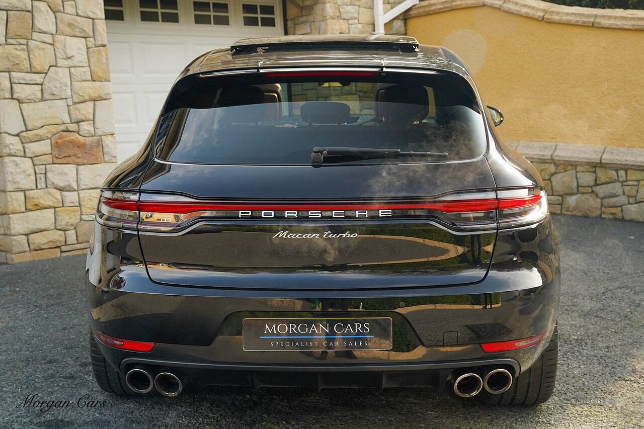 Oct 2019 Porsche Macan Turbo 5dr PDK