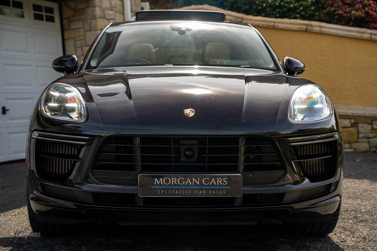 Oct 2019 Porsche Macan Turbo 5dr PDK