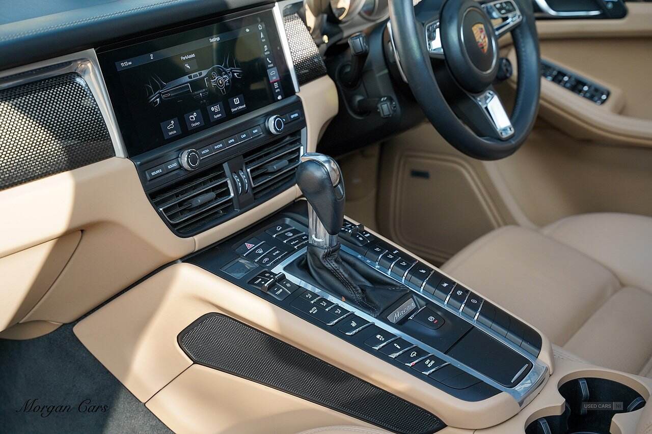 Oct 2019 Porsche Macan Turbo 5dr PDK