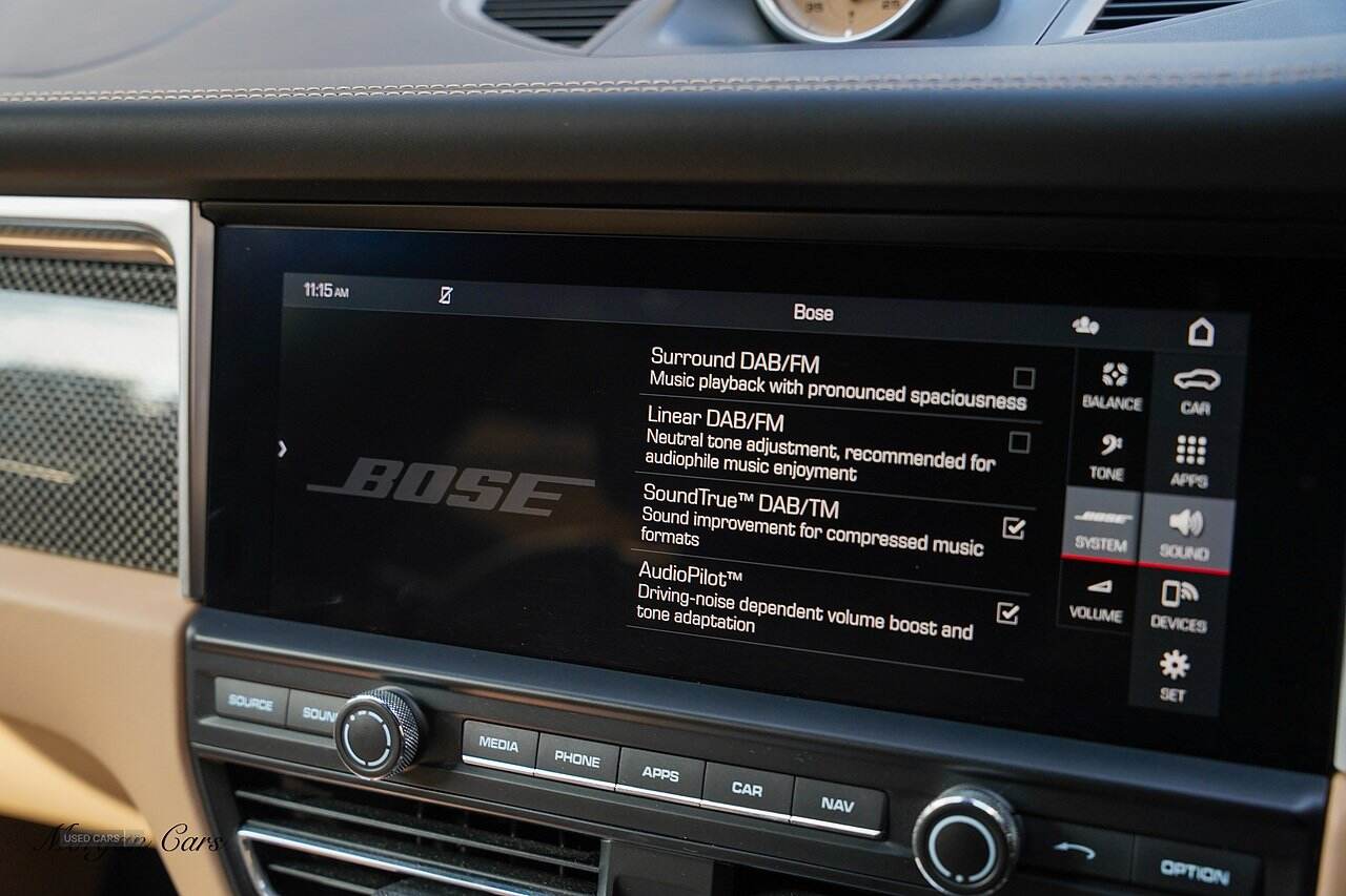 Oct 2019 Porsche Macan Turbo 5dr PDK