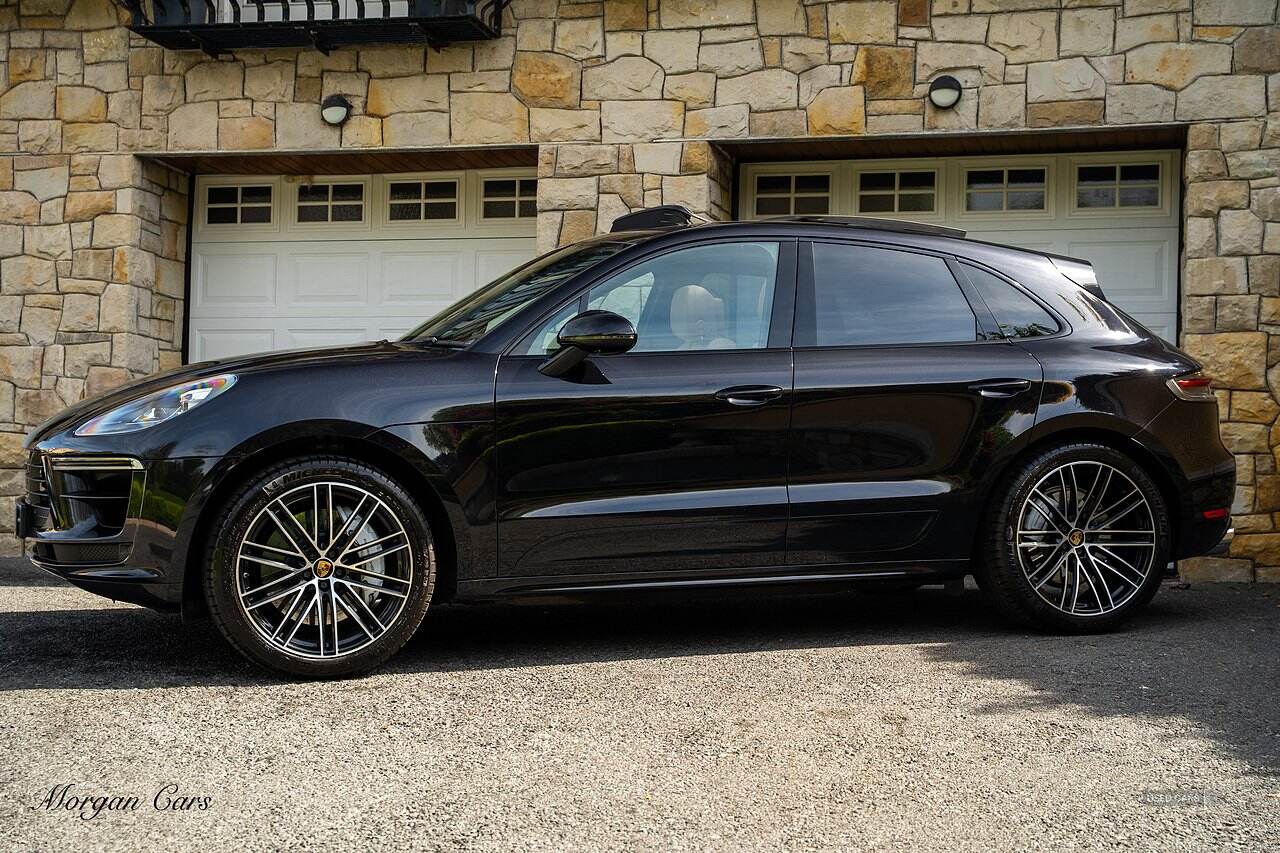 Oct 2019 Porsche Macan Turbo 5dr PDK