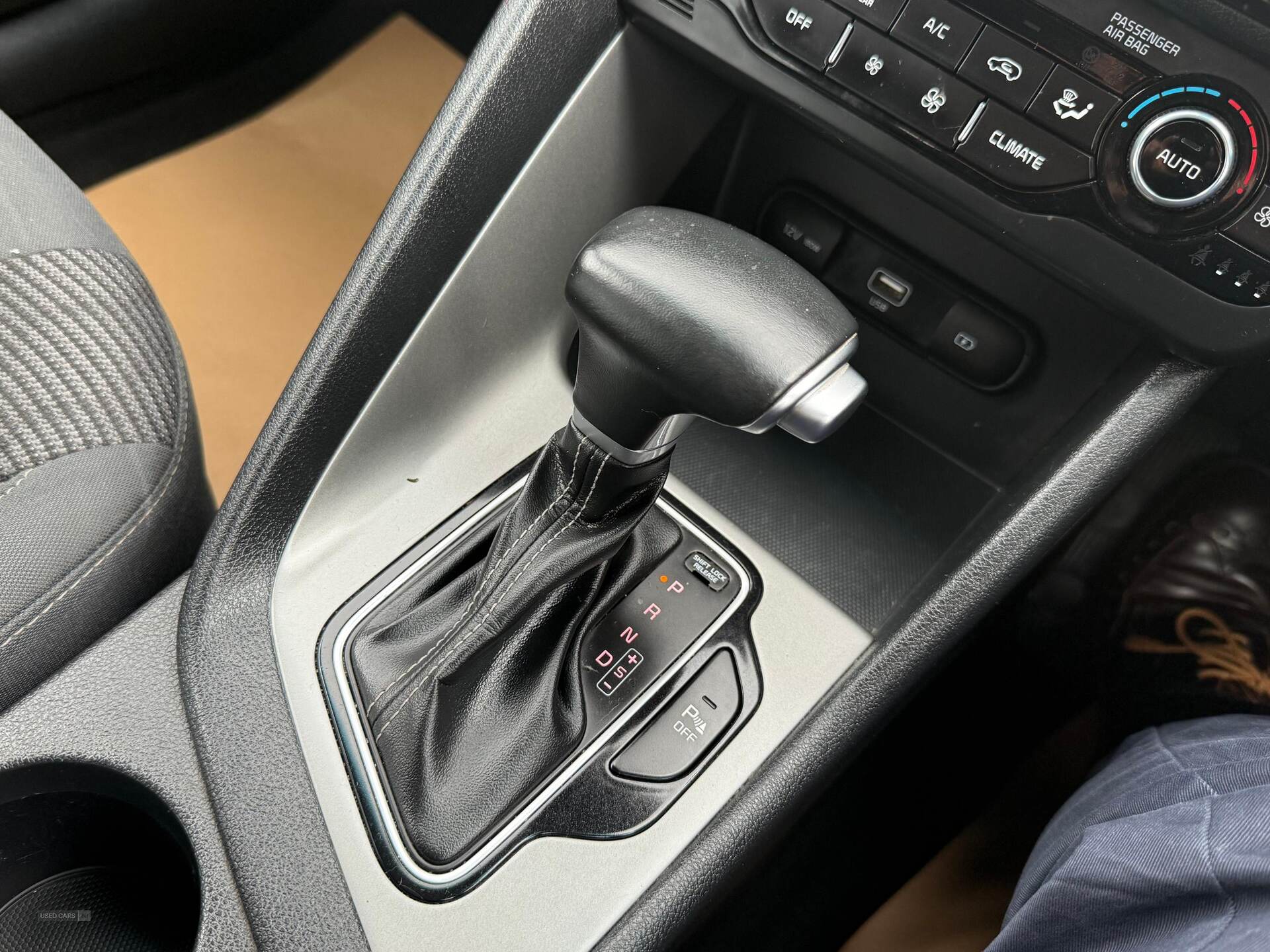 Feb 2022 Kia Niro 1.6 GDi Hybrid 2 5dr DCT