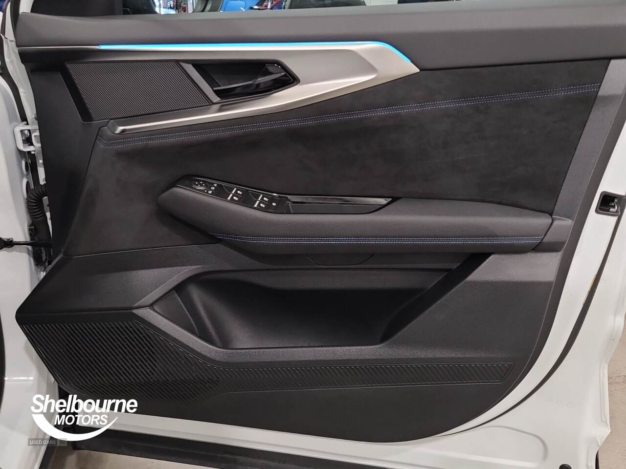 Aug 2024 Renault Austral E-Tech FHEV Techno Esprit Alpine 5dr Auto