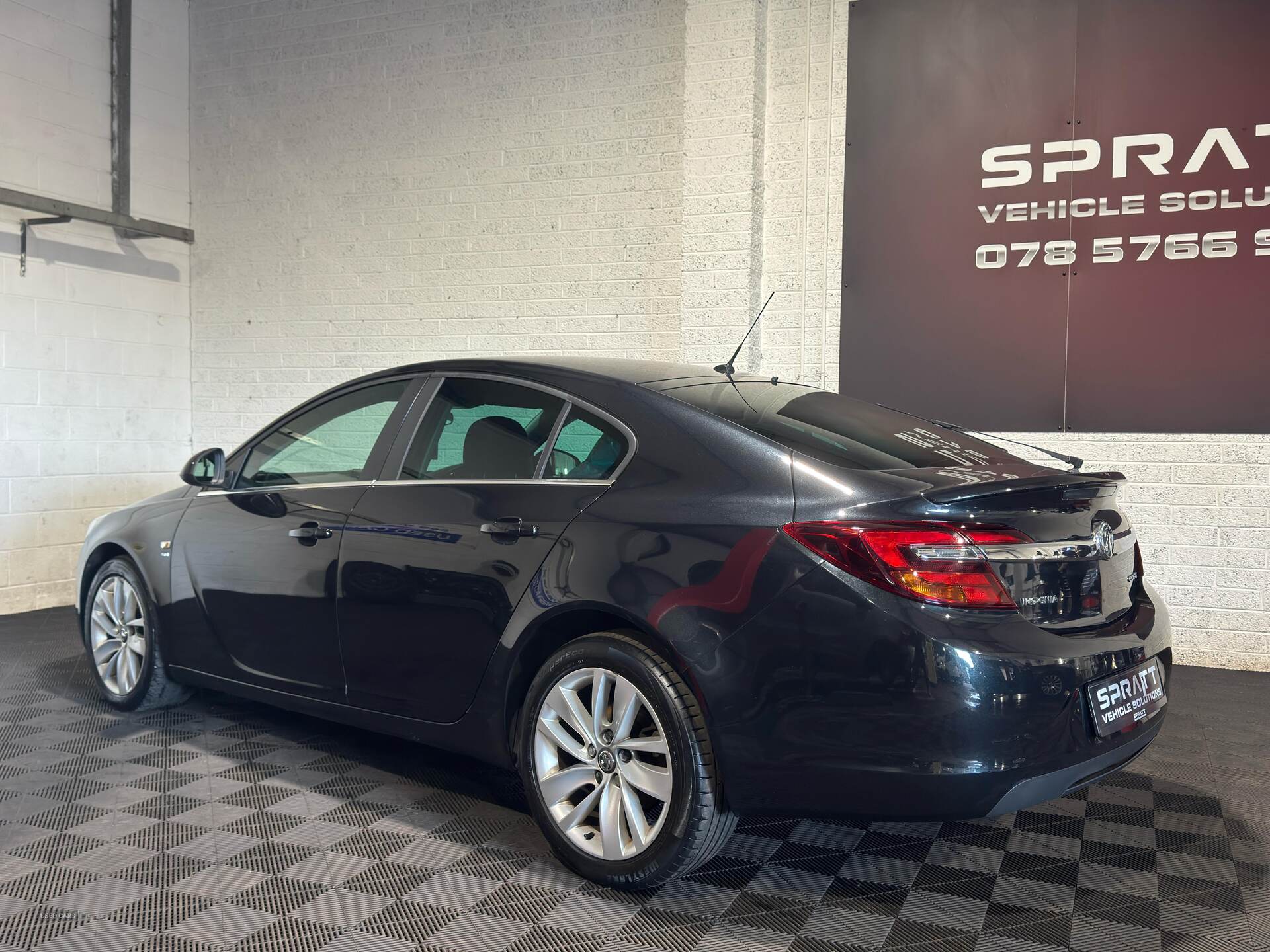 Apr 2014 Vauxhall Insignia 2.0 CDTi [140] ecoFLEX SRi 5dr [Start Stop]